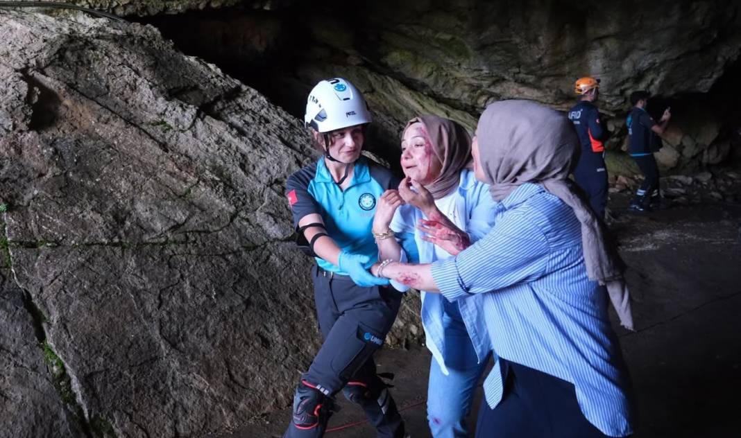 Konya'da mağara çöktü! 70 görevli seferber oldu: Yaşadılar ve yaşattılar 5